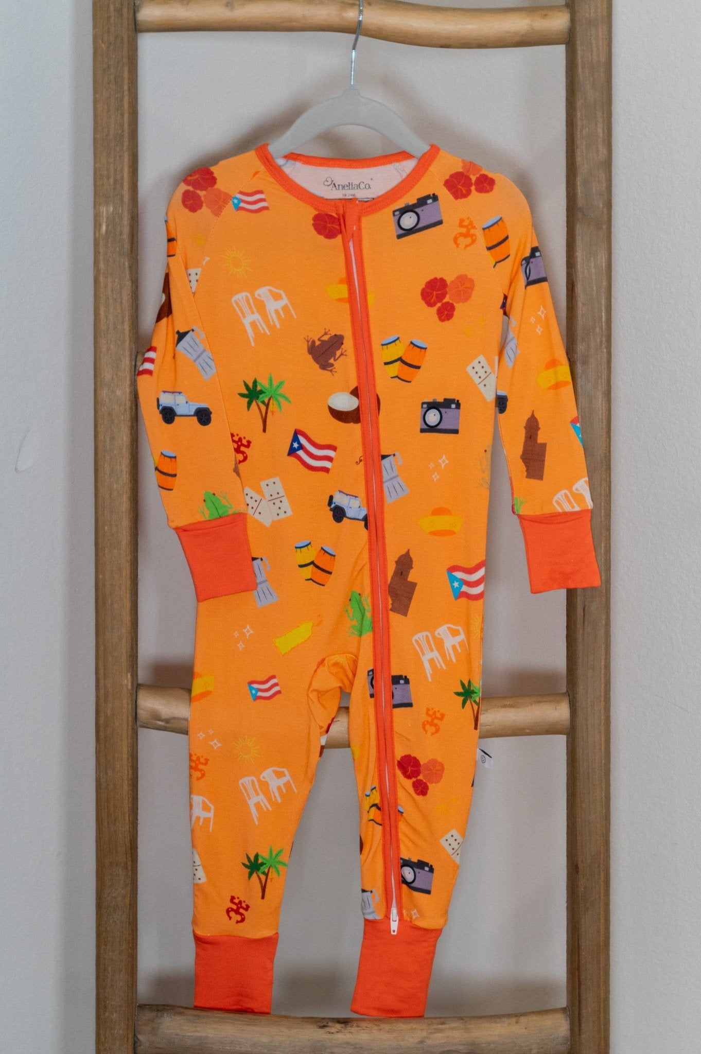 Isla del Encanto Pajamas La Vie Bien Isla del Encanto Pajamas
