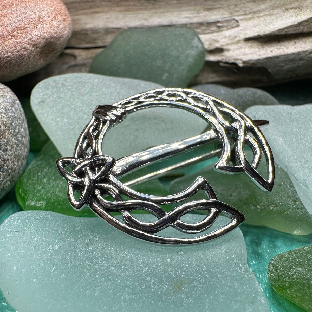 Ivermere Celtic Knot Tara Brooch in Sterling Silver Brooch La Vie Bien Ivermere Celtic Knot Tara Brooch in Sterling Silver