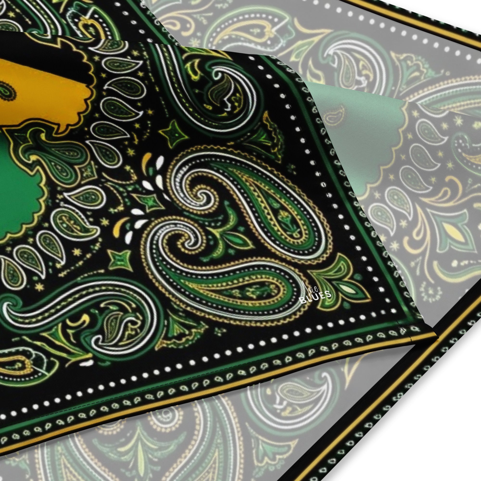 Jamaica Flag Paisley Print Bandana All-Over Print Bandana La Vie Bien Jamaica Flag Paisley Print Bandana
