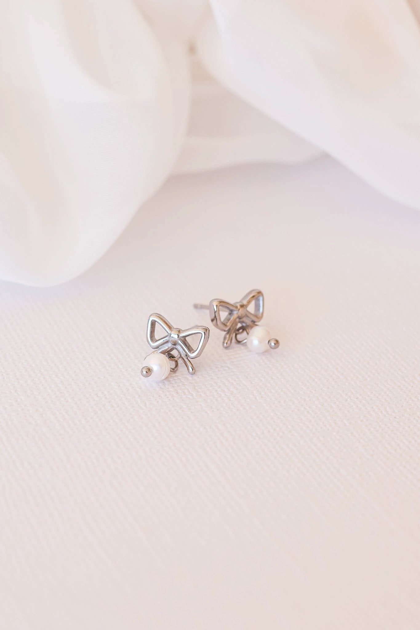 Jane Bow Earring by Rose & Clay