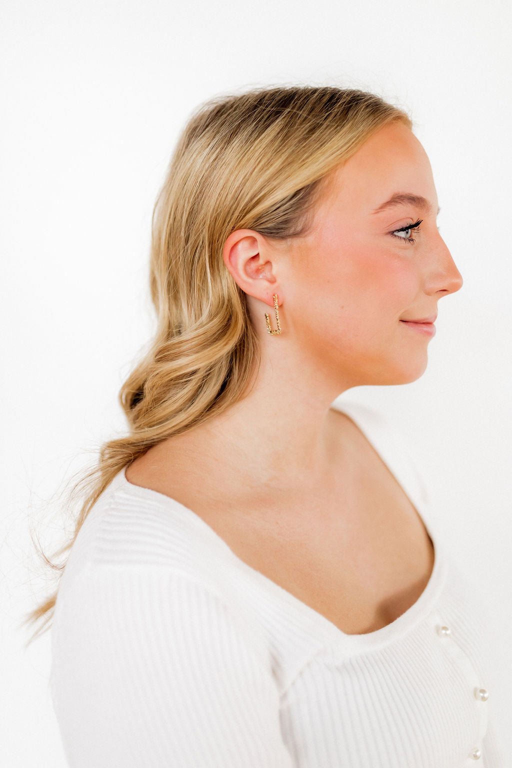 Joy Hoop Earrings - Gold