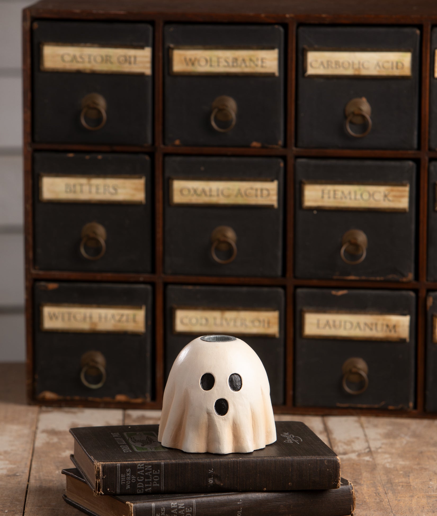 Surprised Ghost Candlestick | Halloween Decor | Bethany Lowe