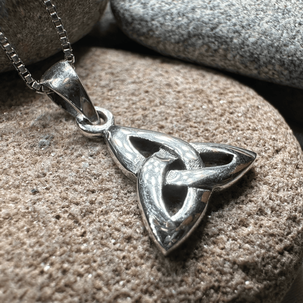 Karstyn Celtic Trinity Knot Necklace in Sterling Silver Pendant La Vie Bien Karstyn Celtic Trinity Knot Necklace in Sterling Silver
