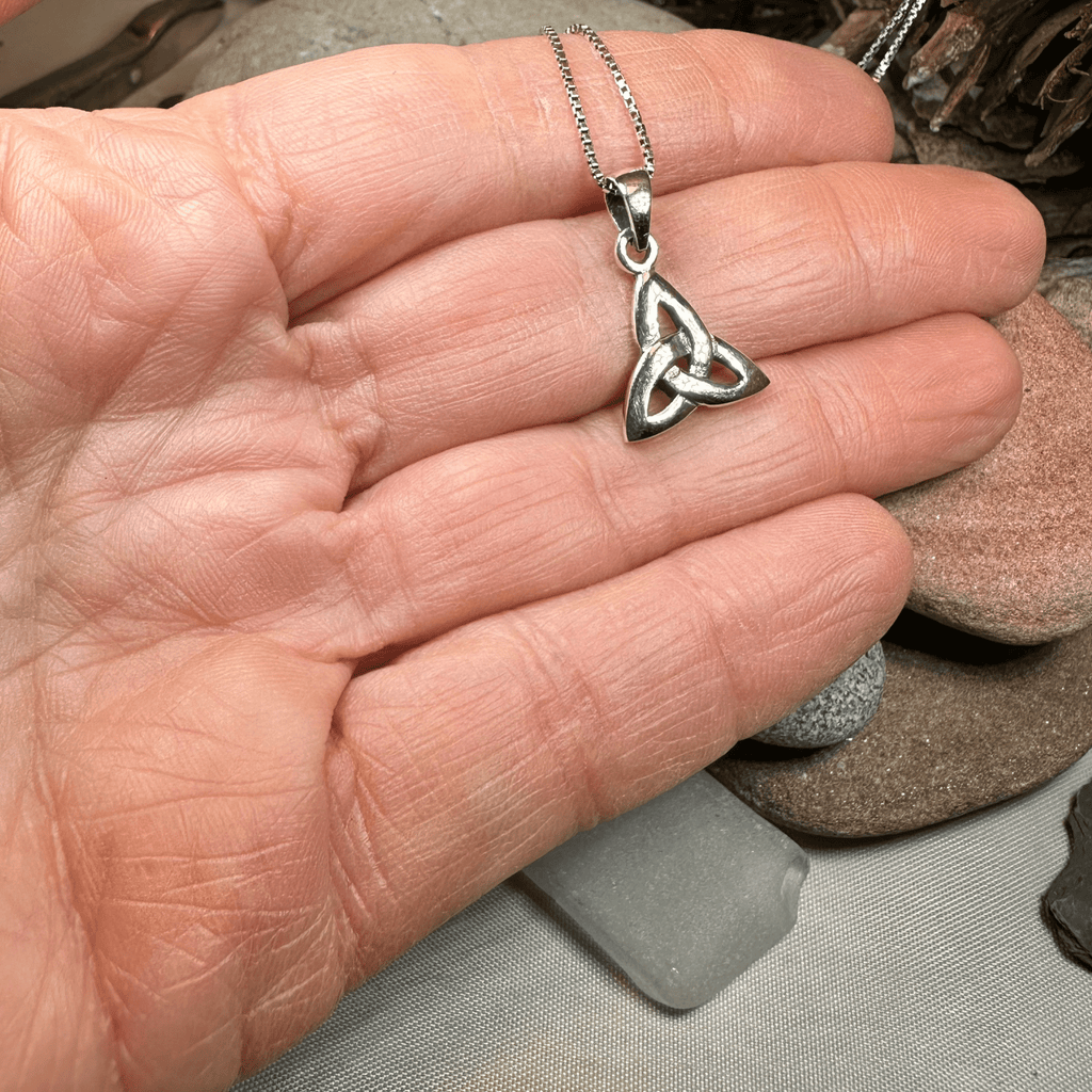 Karstyn Celtic Trinity Knot Necklace in Sterling Silver Pendant La Vie Bien Karstyn Celtic Trinity Knot Necklace in Sterling Silver