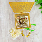 Karwachauth Combo - Designer Trinket Box, Scented Gajra, Ghungroo Bracelet & Bindi in Metal Gift Box La Vie Bien Karwachauth Combo - Designer Trinket Box, Scented Gajra, Ghungroo Bracelet & Bindi in Metal Gift Box