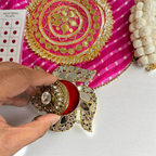 Karwachauth Gift Combo - Reusable Gajra, Sindoor Dibbi, Bindi & Gota Potli La Vie Bien Karwachauth Gift Combo - Reusable Gajra, Sindoor Dibbi, Bindi & Gota Potli