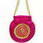 Karwachauth Gift Combo - Reusable Gajra, Sindoor Dibbi, Bindi & Gota Potli La Vie Bien Karwachauth Gift Combo - Reusable Gajra, Sindoor Dibbi, Bindi & Gota Potli