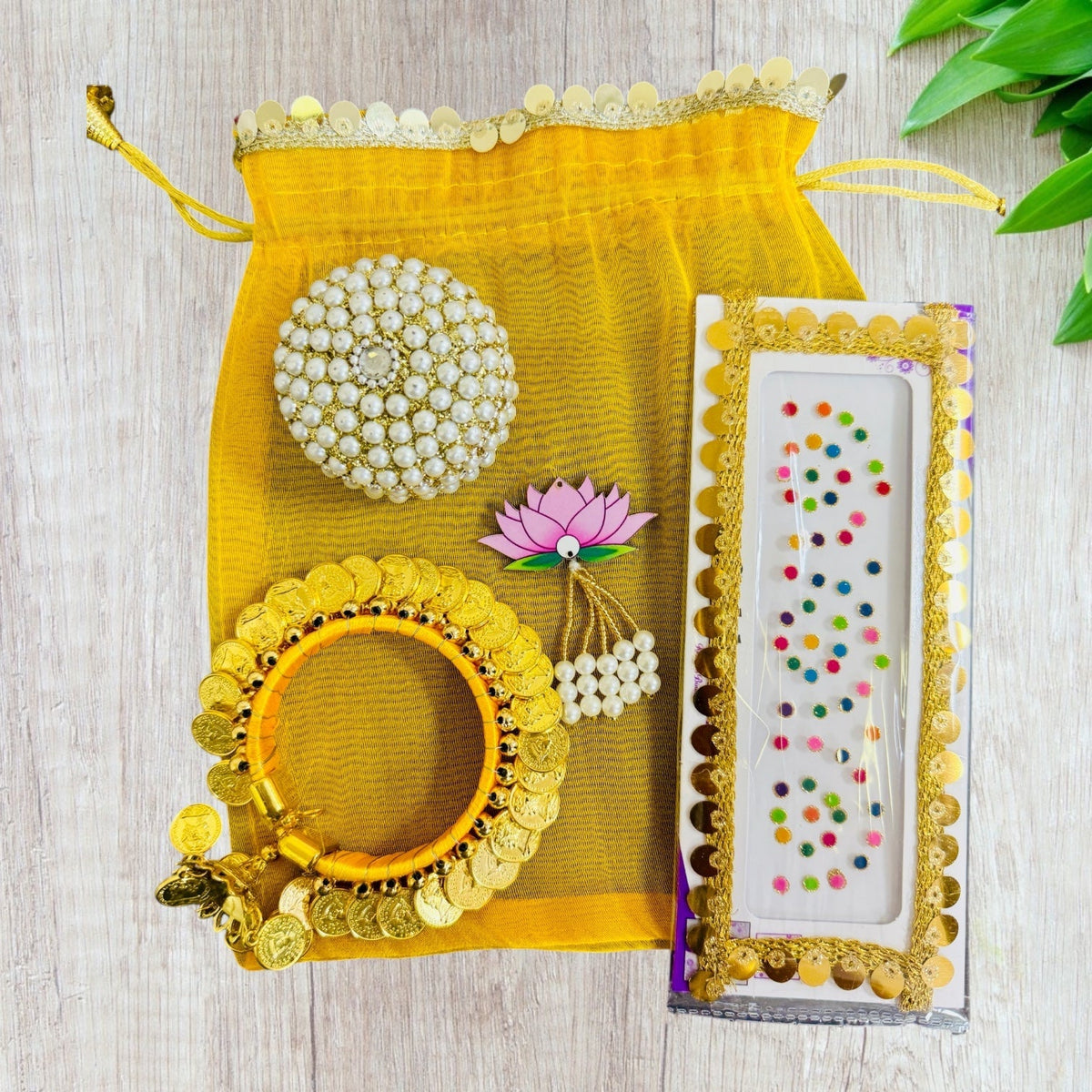 Karwachauth Gift for Mehendi Event La Vie Bien Karwachauth Gift for Mehendi Event