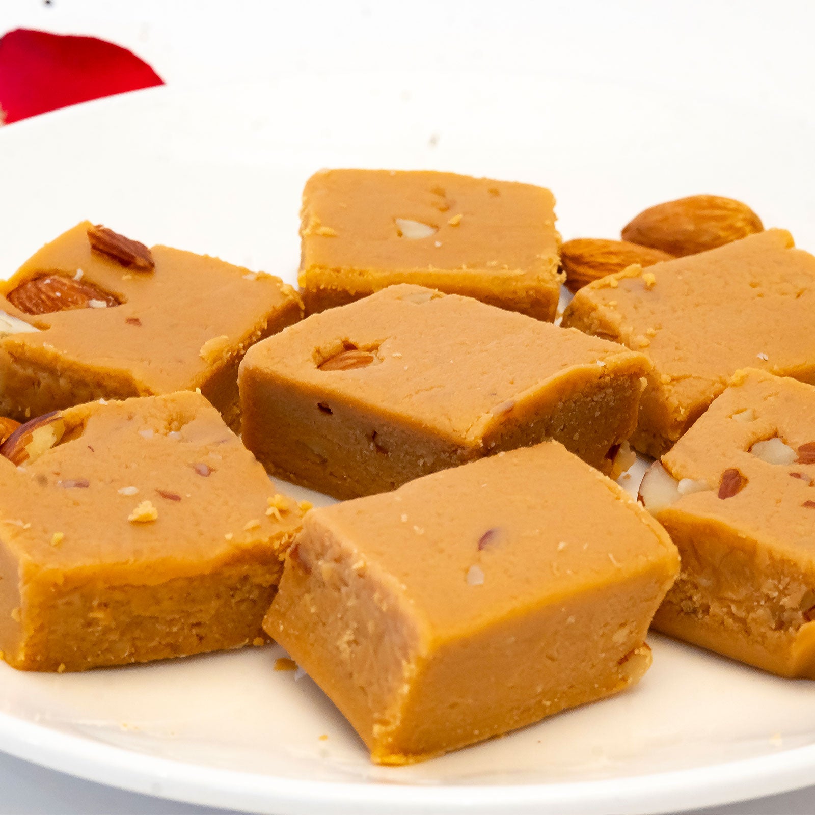 Khoya Burfi: Badam