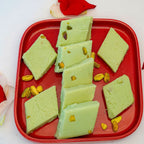 Khoya Burfi: Pista La Vie Bien Khoya Burfi: Pista