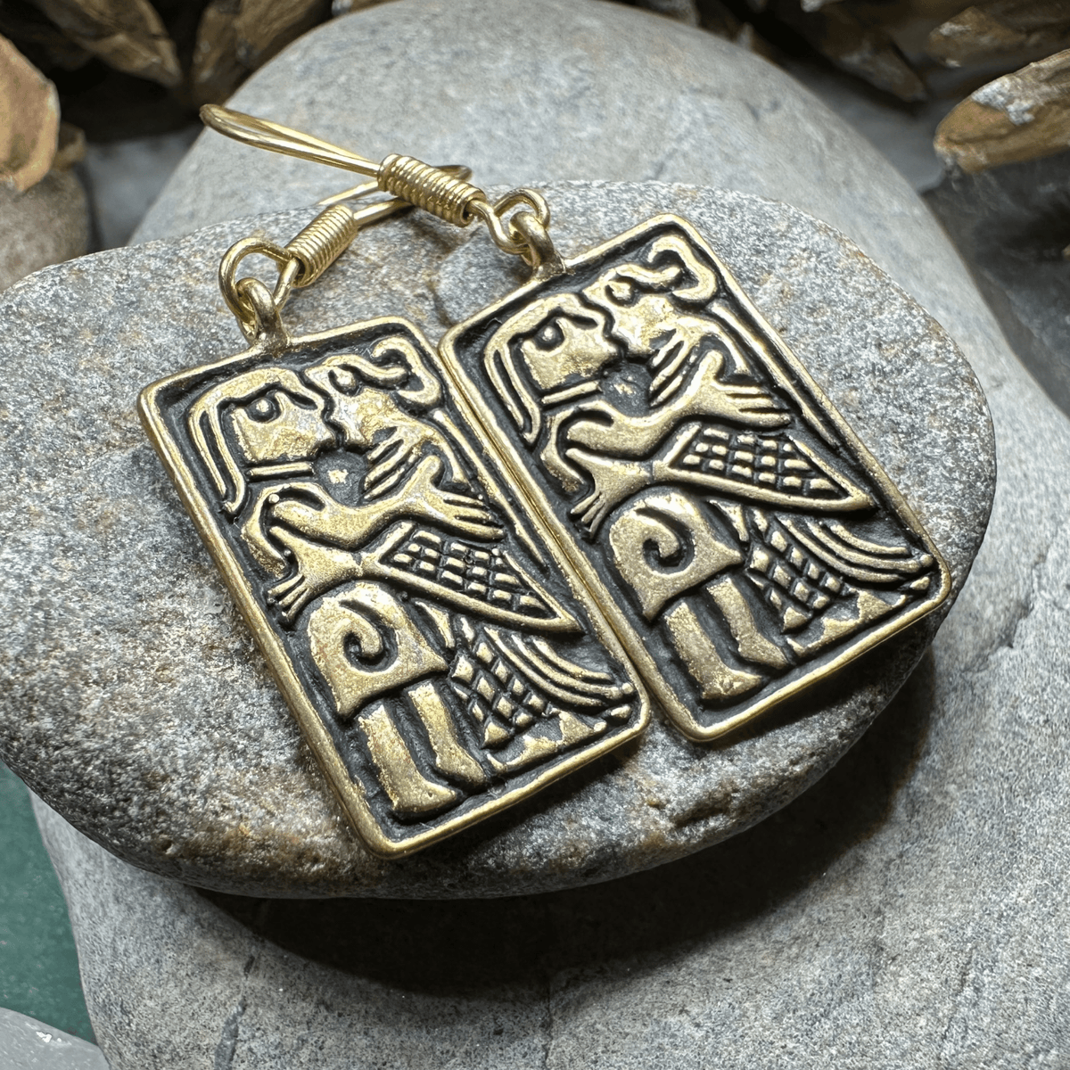 Kissing Couple Viking Bronze Earrings - Bronze Historical Reproduction Jewelry Dangle Earrings La Vie Bien Kissing Couple Viking Bronze Earrings - Bronze Historical Reproduction Jewelry