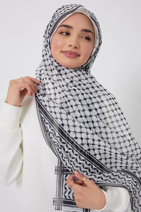 Kuffiyeh Printed Chiffon Hijab La Vie Bien Kuffiyeh Printed Chiffon Hijab