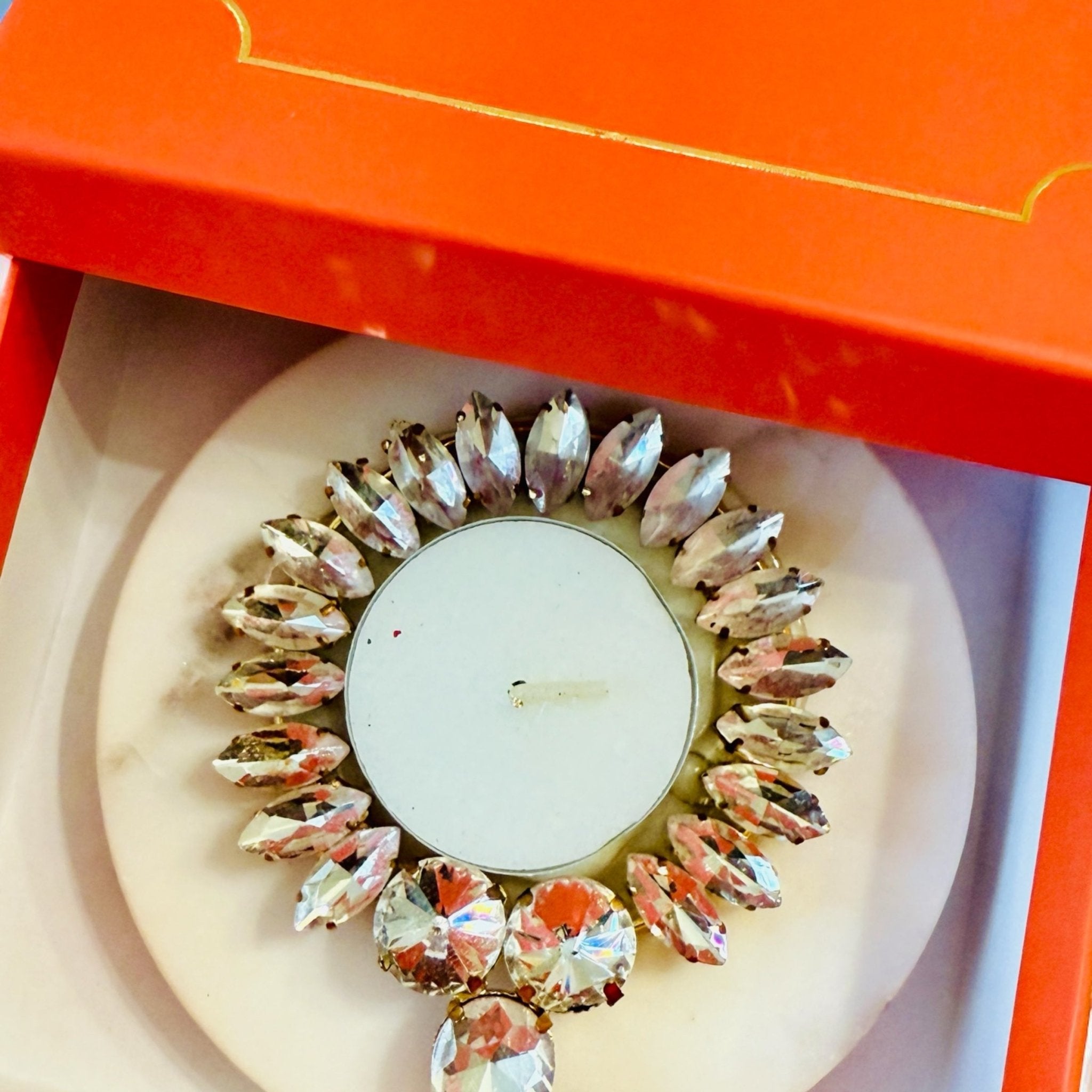 Kundan T Light Holder with Box Base Marble - Housewarming/Host Gift /Diwali Gift La Vie Bien Kundan T Light Holder with Box Base Marble - Housewarming/Host Gift /Diwali Gift
