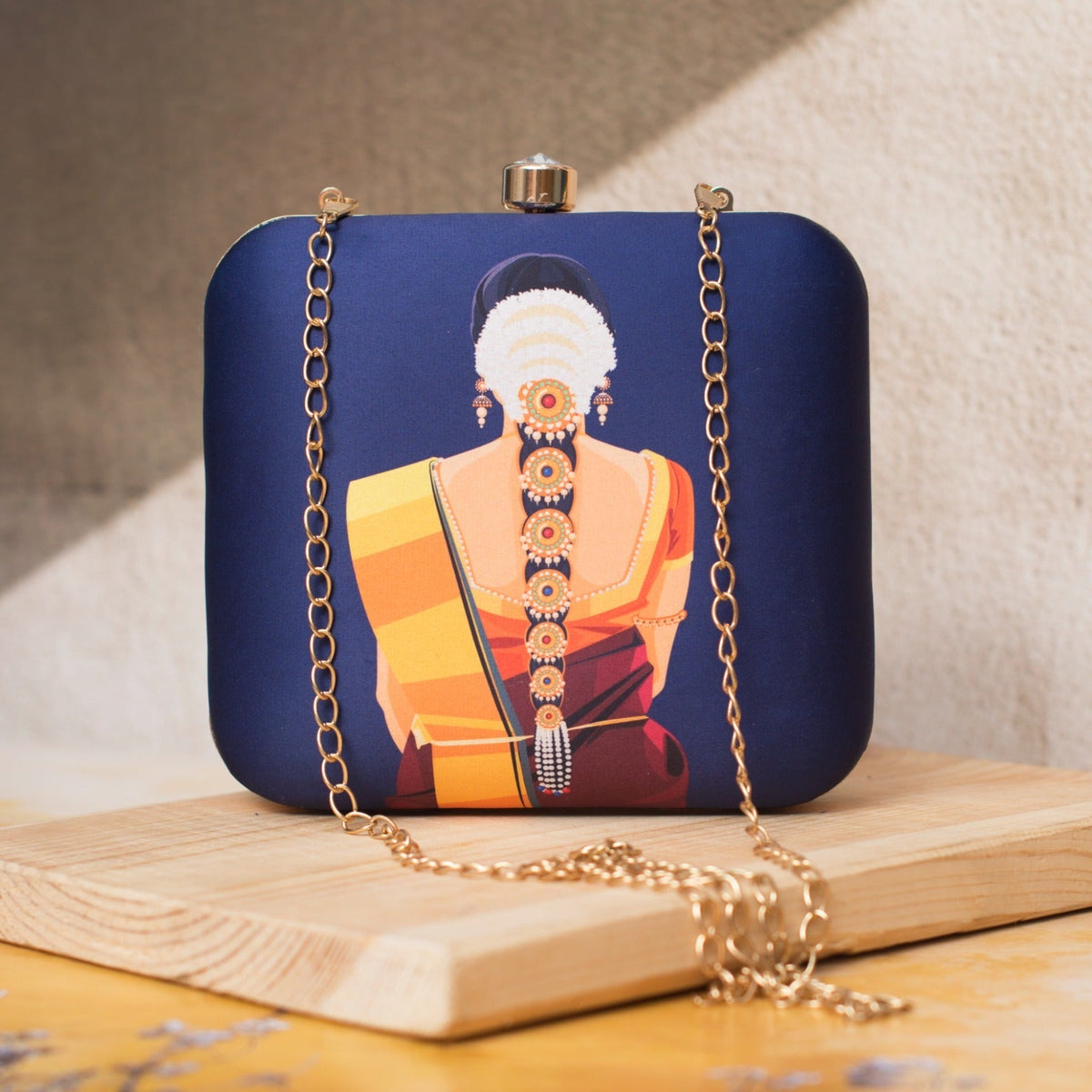Lady in Saree with Traditional Hairdo Printed Clutch Clutch La Vie Bien Lady in Saree with Traditional Hairdo Printed Clutch