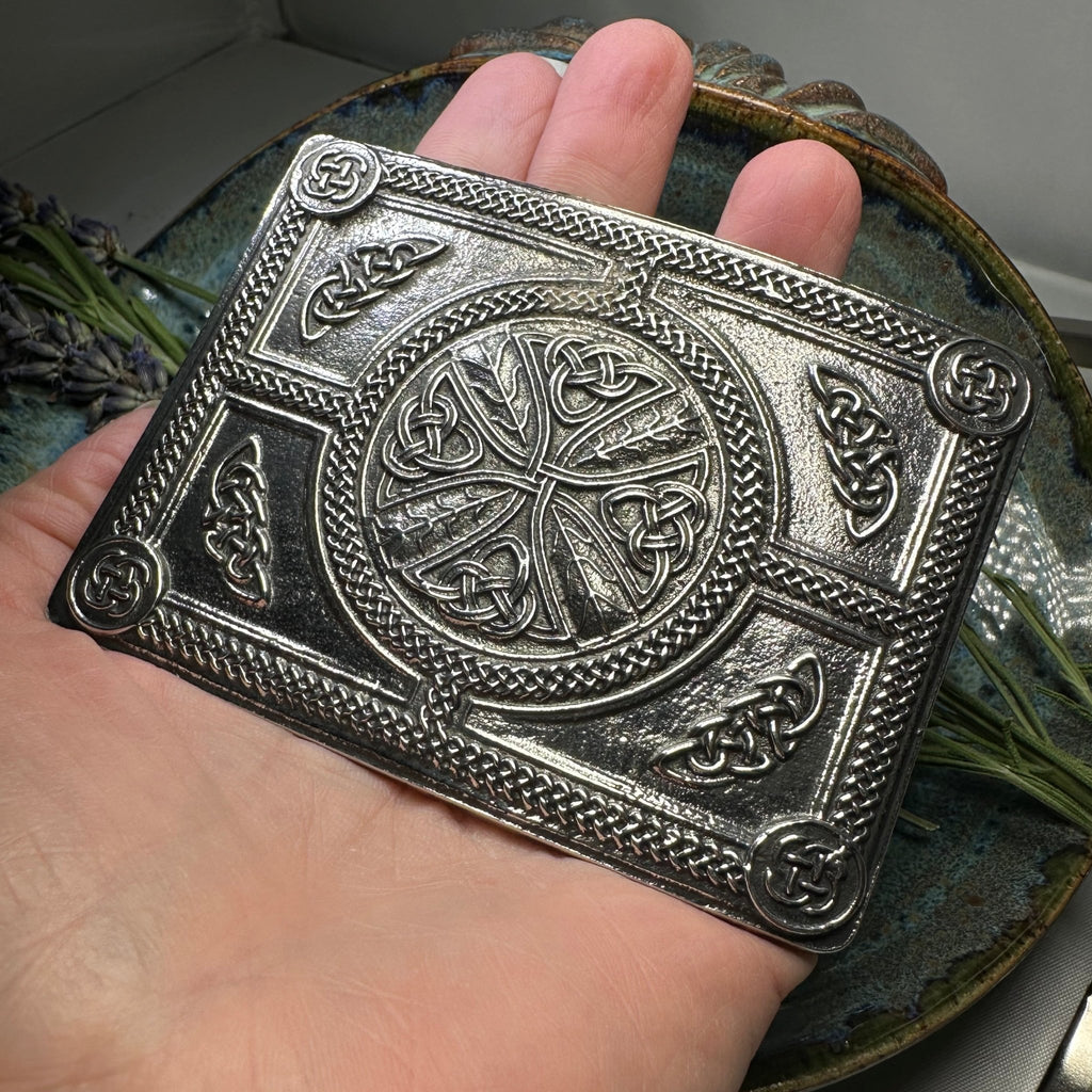 Laird Celtic Kilt Belt Buckle - Handmade in Scotland Belt Buckle La Vie Bien Laird Celtic Kilt Belt Buckle - Handmade in Scotland