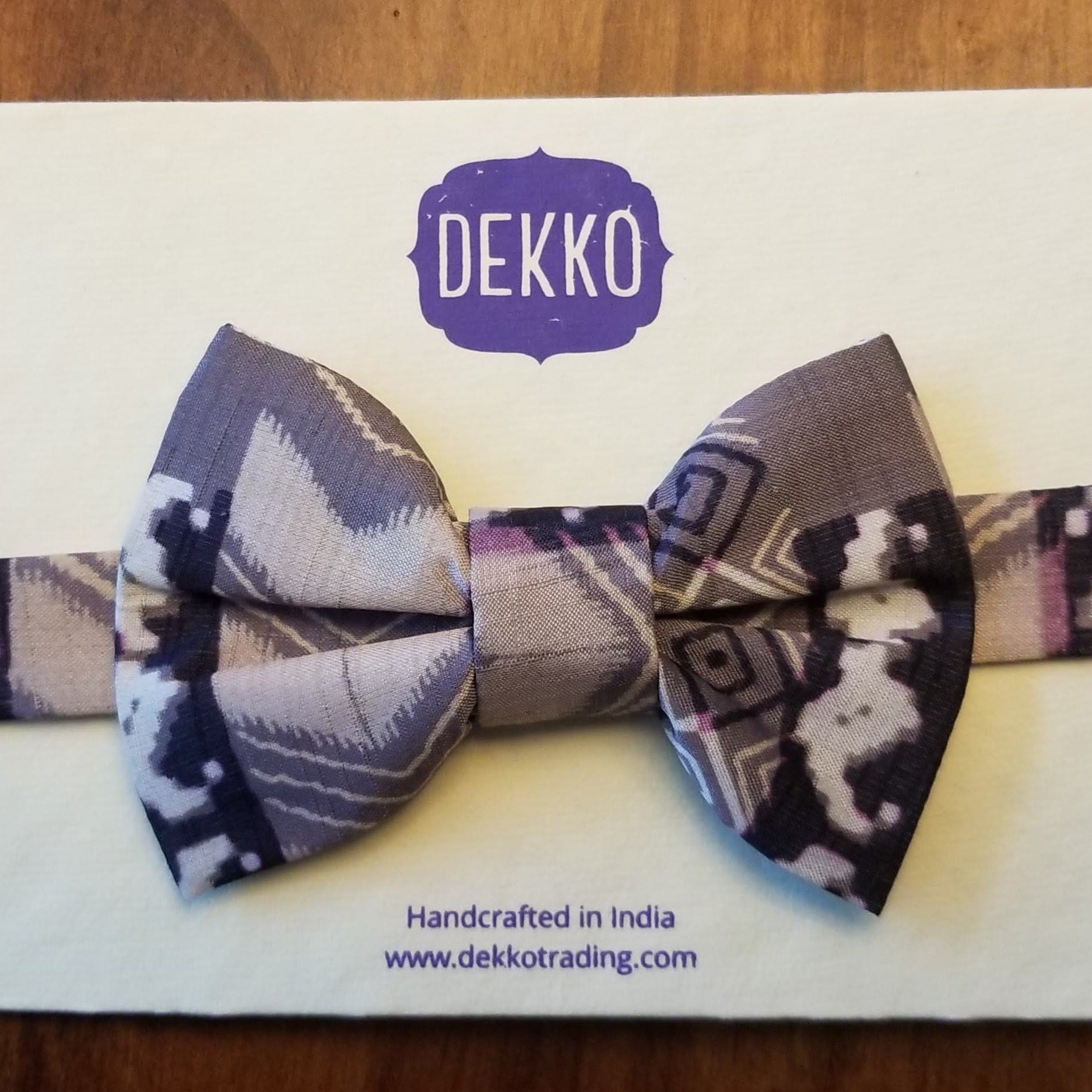 Lavender Saree Bowtie