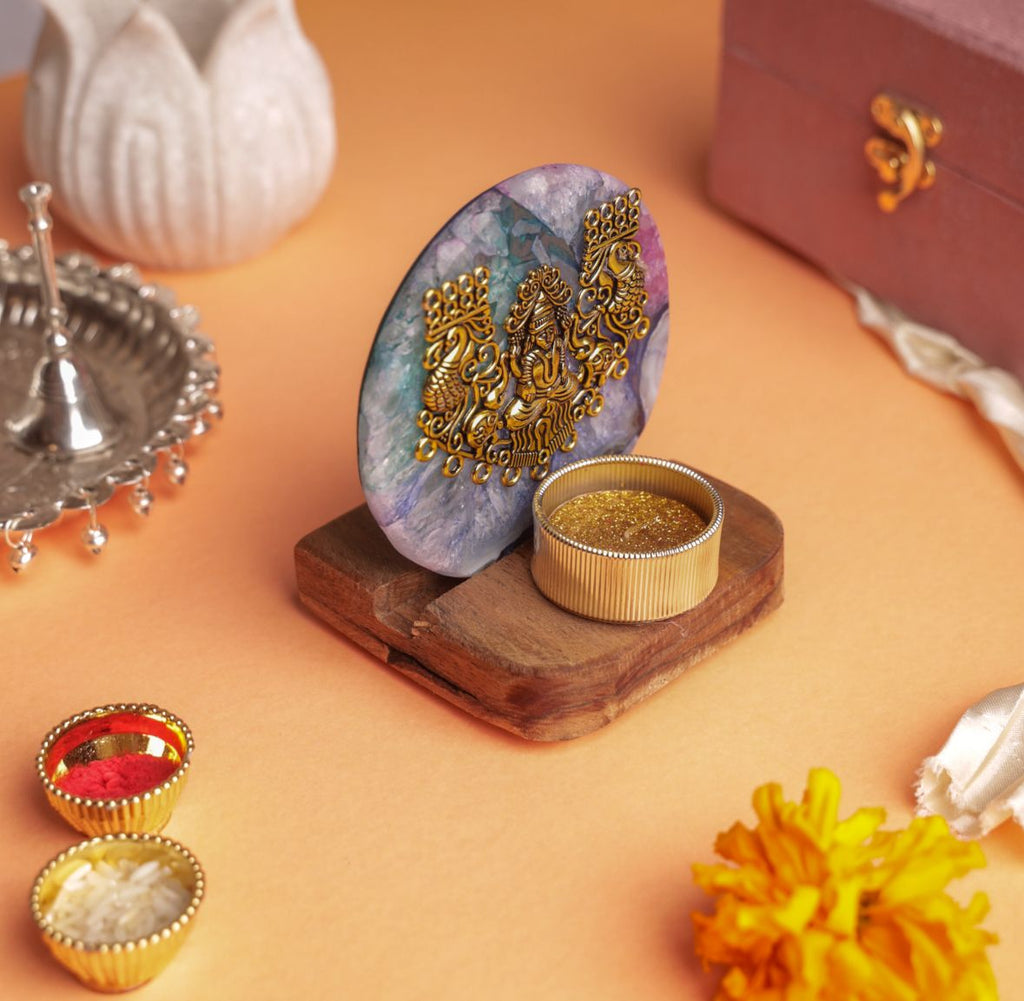 Laxmi on Agate T-light Holder in Velvet Gift Box - Premium Gift for Housewarming/ Hostess Gift La Vie Bien Laxmi on Agate T-light Holder in Velvet Gift Box - Premium Gift for Housewarming/ Hostess Gift