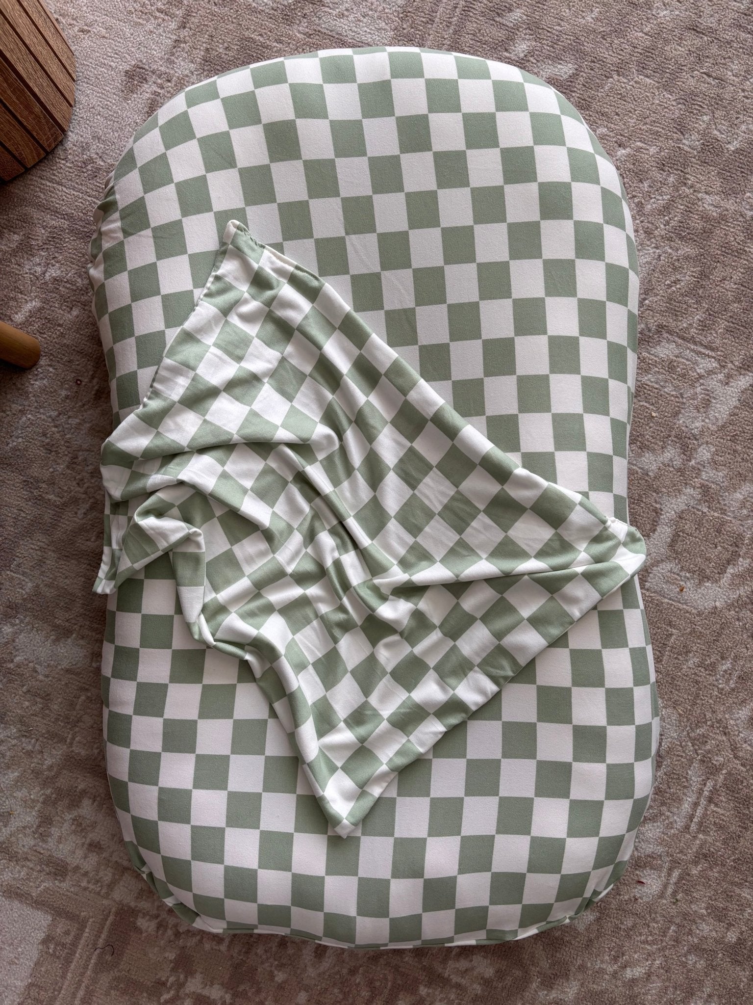 Leaf Green Checkered Baby Lounger Cover La Vie Bien Leaf Green Checkered Baby Lounger Cover