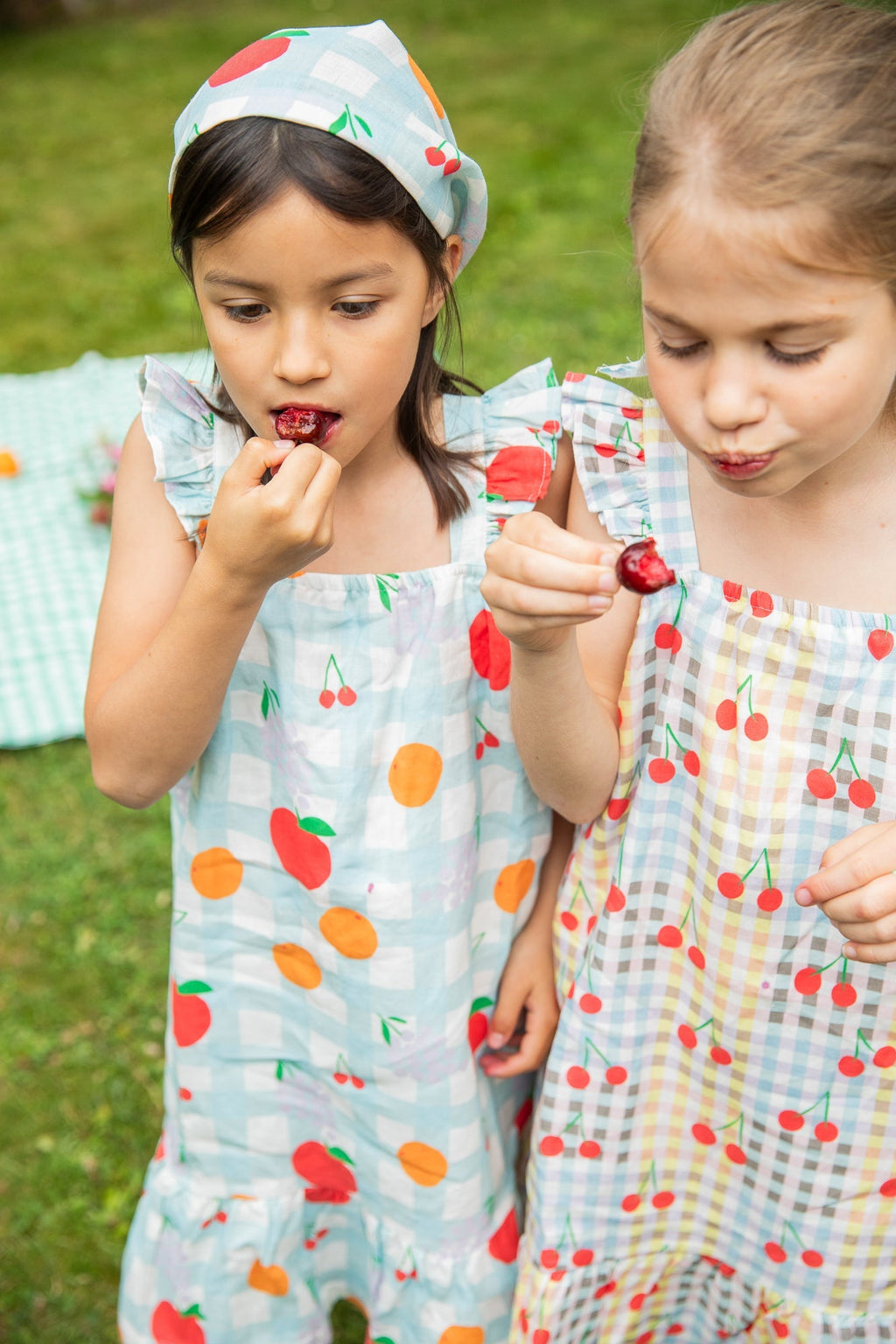 Linen Picnic Kid Ruffle Dress Dresses La Vie Bien Linen Picnic Kid Ruffle Dress
