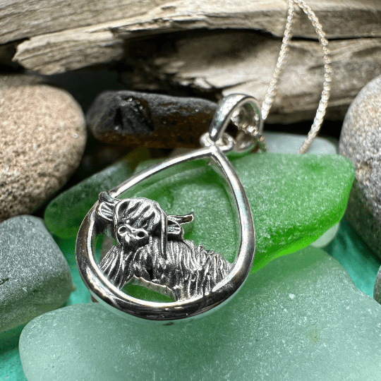 Little Hamish Highland Cow Necklace in Sterling Silver Pendant La Vie Bien Little Hamish Highland Cow Necklace in Sterling Silver