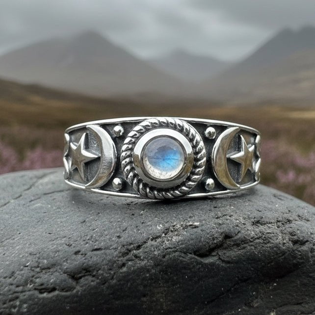 Locasta Crescent Moon & Stars Ring in Sterling Silver ring La Vie Bien Locasta Crescent Moon & Stars Ring in Sterling Silver