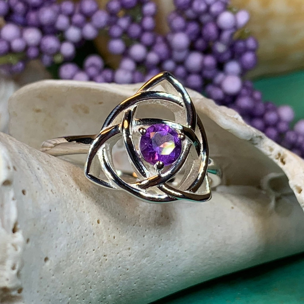 Lorinda Celtic Knot Ring Ring La Vie Bien Lorinda Celtic Knot Ring