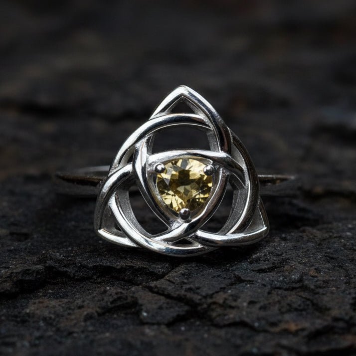 Lorinda Celtic Knot Ring Ring La Vie Bien Lorinda Celtic Knot Ring