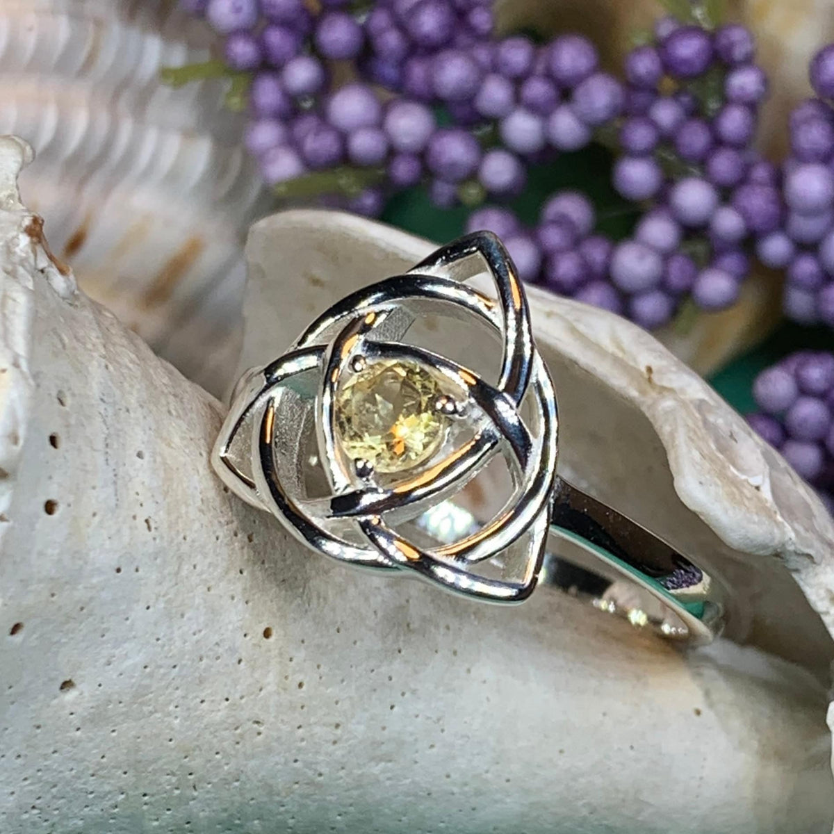 Lorinda Celtic Knot Ring Ring La Vie Bien Lorinda Celtic Knot Ring