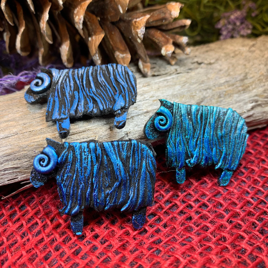 Lovable Sheep Brooch - Handmade in Scotland Brooch La Vie Bien Lovable Sheep Brooch - Handmade in Scotland