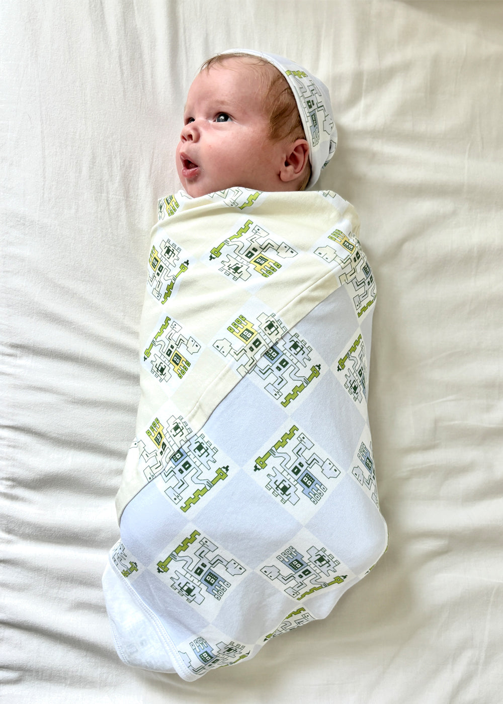 Newborn 3 pc Gift Set w Gift Box- "Protection Jaguar" GREEN