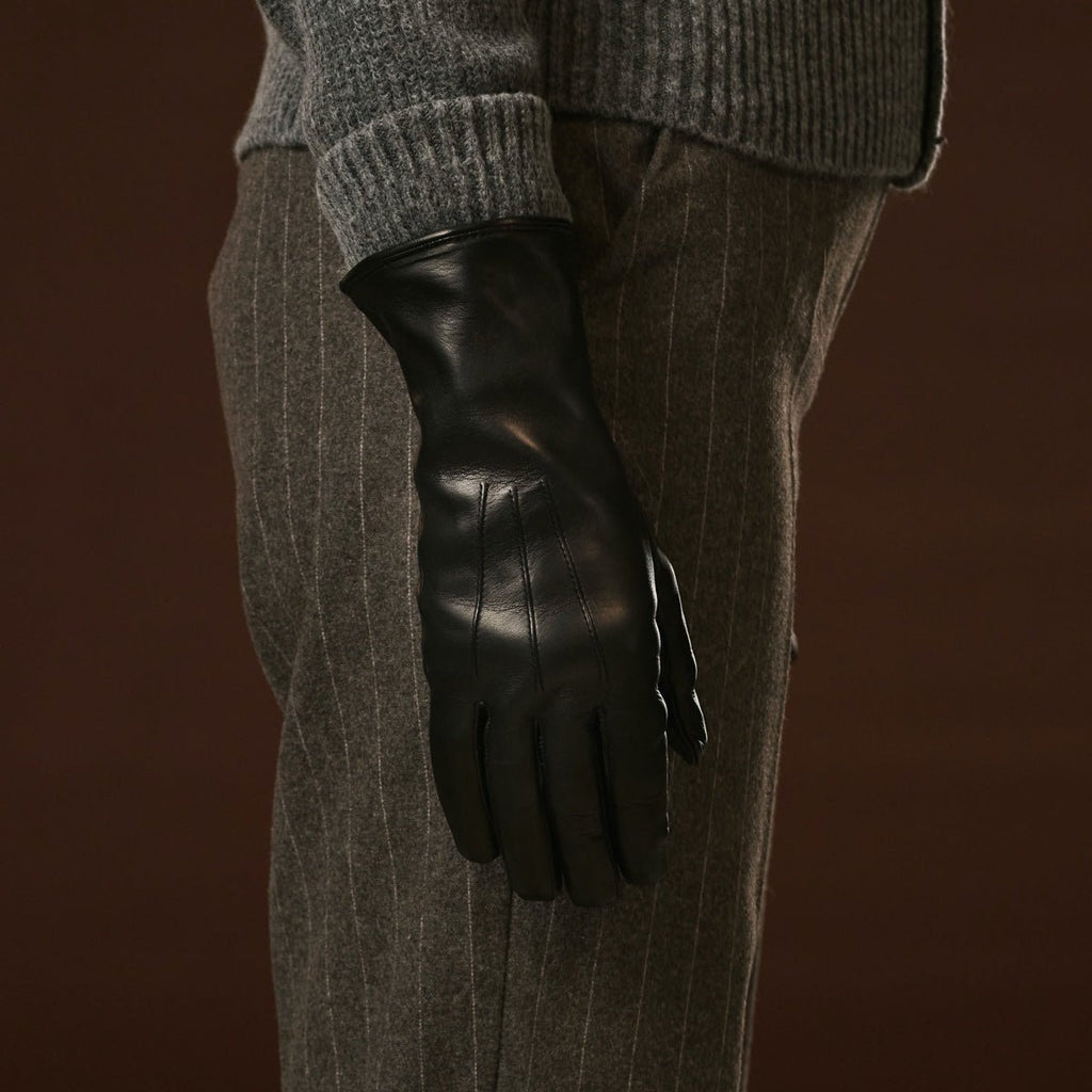 Luciana (black) - Extended women’s Italian lambskin leather gloves with rabbit fur lining winter gloves La Vie Bien Luciana (black) - Extended women’s Italian lambskin leather gloves with rabbit fur lining