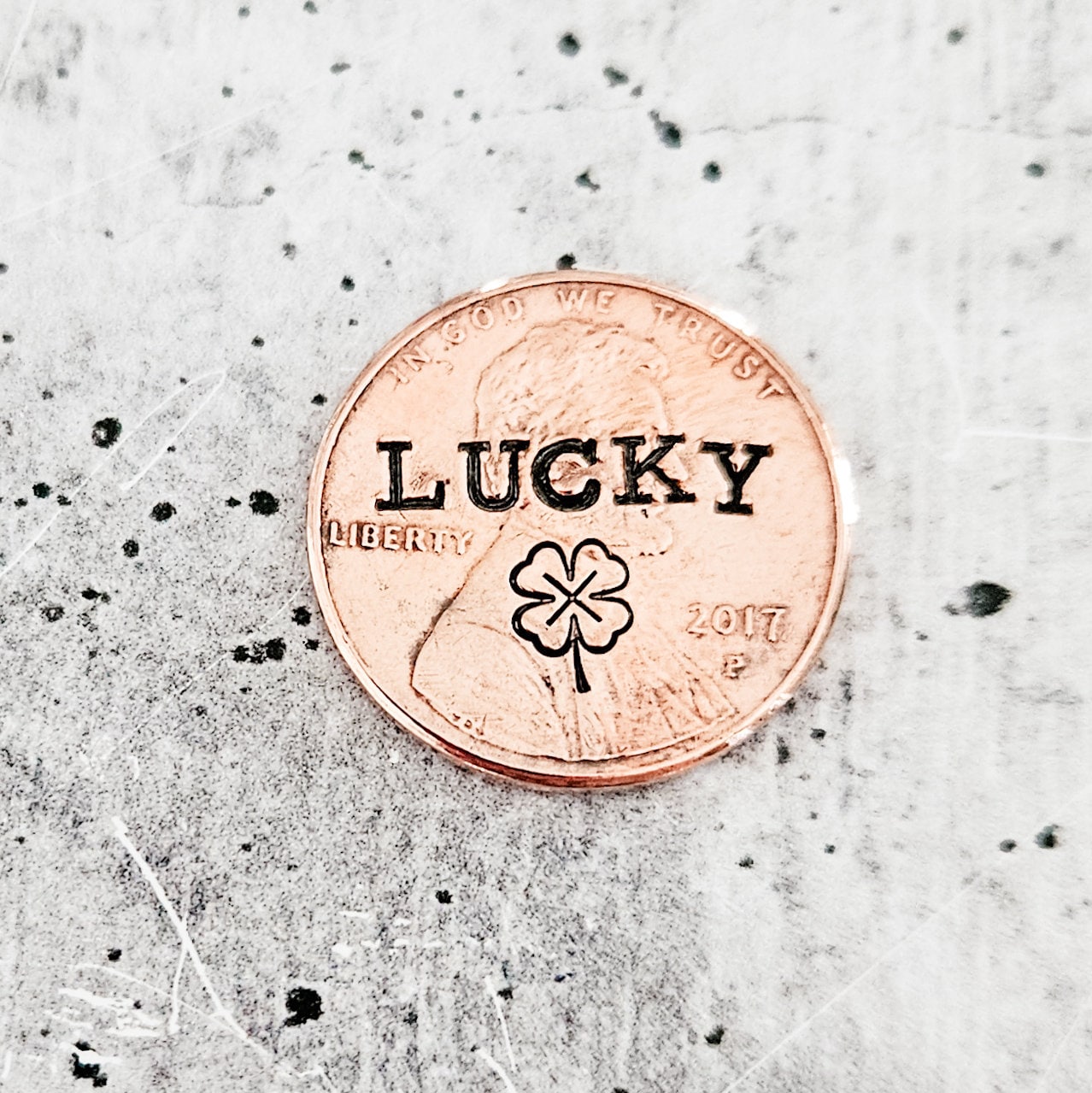 Lucky Penny Four Leaf Clover Keychain Key Chains La Vie Bien Lucky Penny Four Leaf Clover Keychain