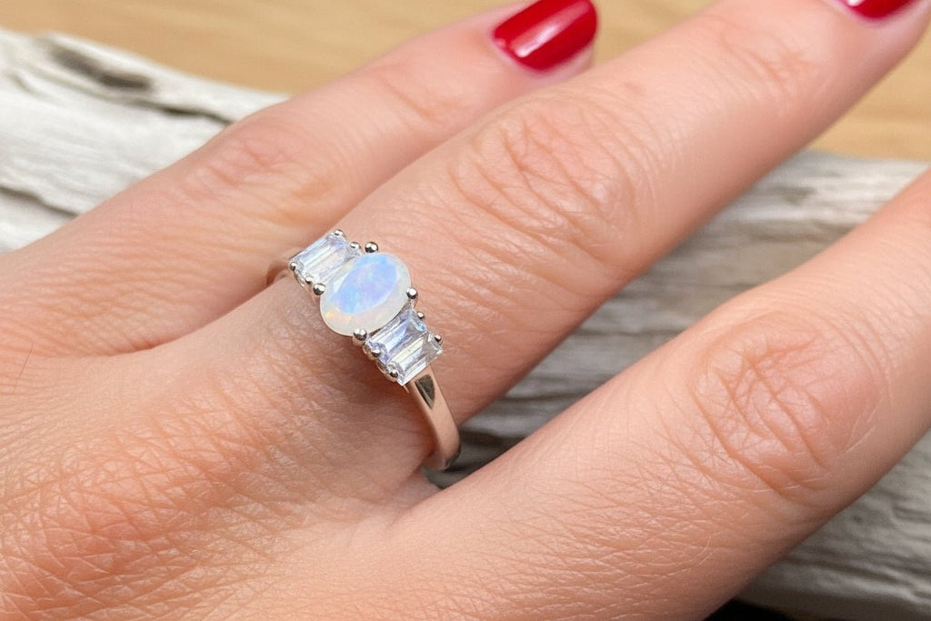 Luna Di Moonstone Ring, Ring La Vie Bien Luna Di Moonstone Ring,