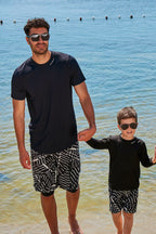 Lycra Black Boys Swim Shirts T2343 Erkek Çocuk Tişört La Vie Bien Lycra Black Boys Swim Shirts T2343
