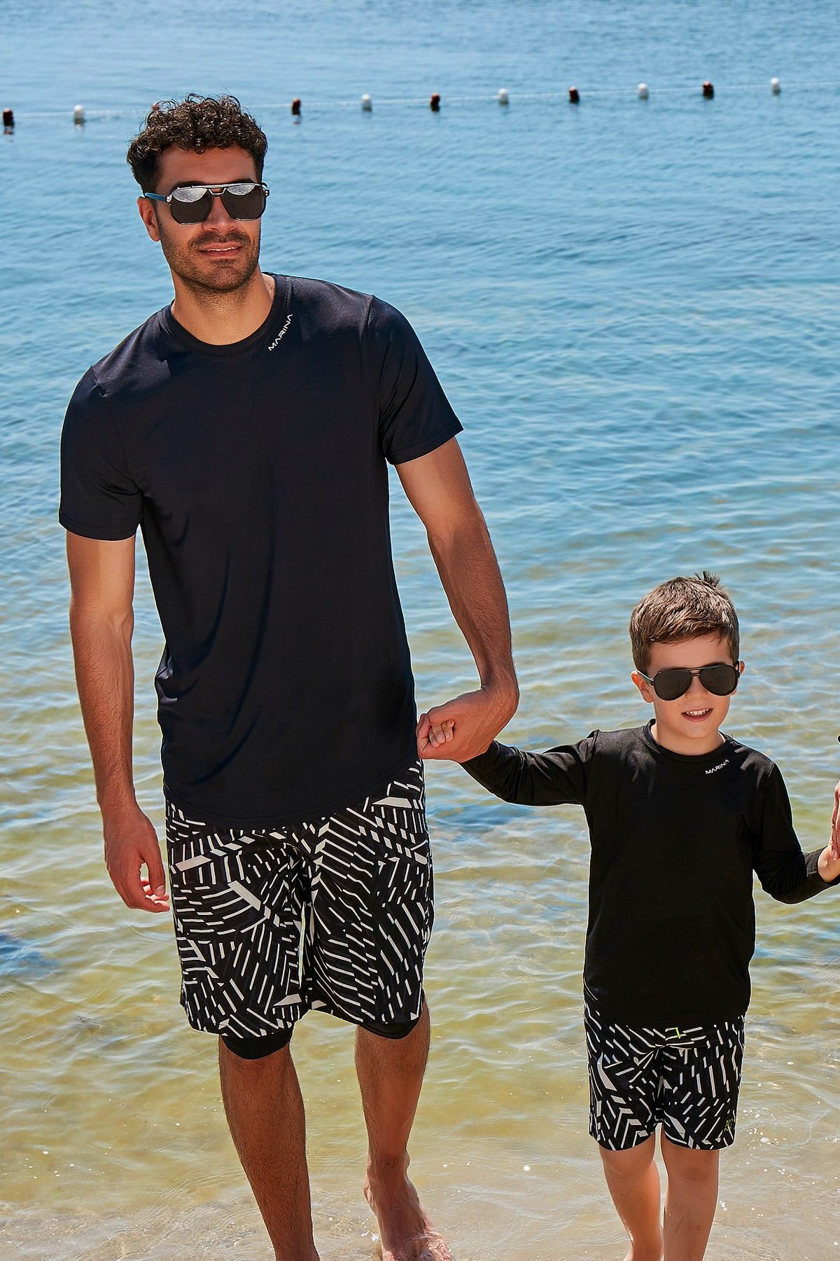 Lycra Black Boys Swim Shirts T2343 Erkek Çocuk Tişört La Vie Bien Lycra Black Boys Swim Shirts T2343