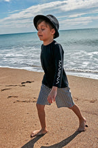 Lycra Black Boys Swim Shirts T2450 Erkek Çocuk Mayo La Vie Bien Lycra Black Boys Swim Shirts T2450