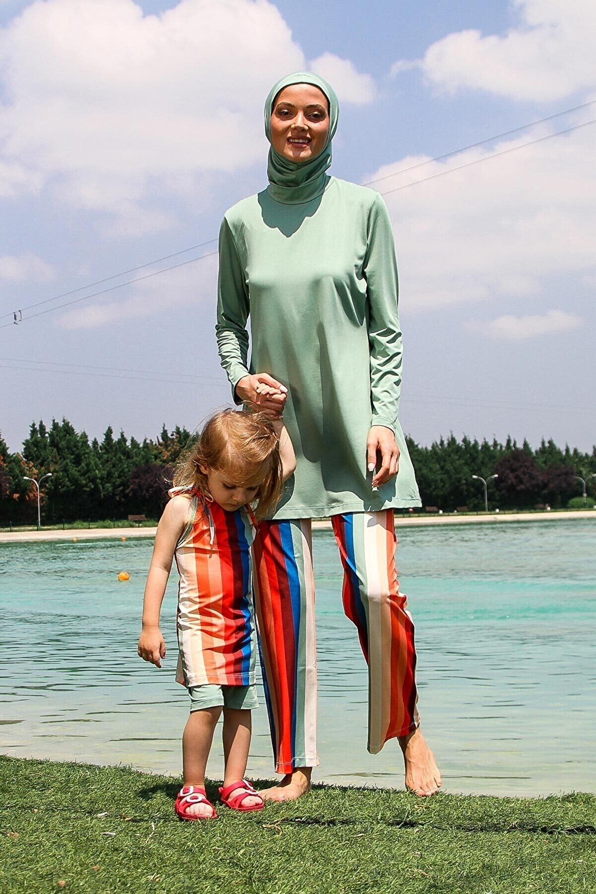 Lycra Green Kids Swimsuit K2210 Kız Çocuk Mayo La Vie Bien Lycra Green Kids Swimsuit K2210