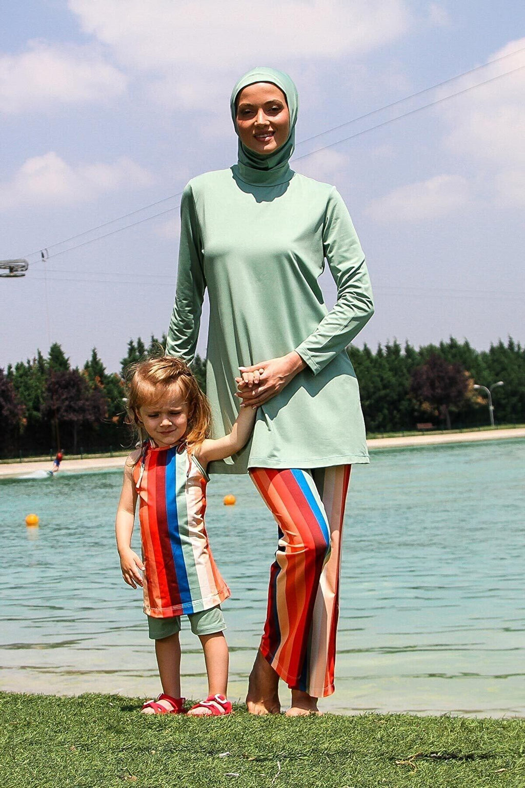 Lycra Green Kids Swimsuit K2210 Kız Çocuk Mayo La Vie Bien Lycra Green Kids Swimsuit K2210