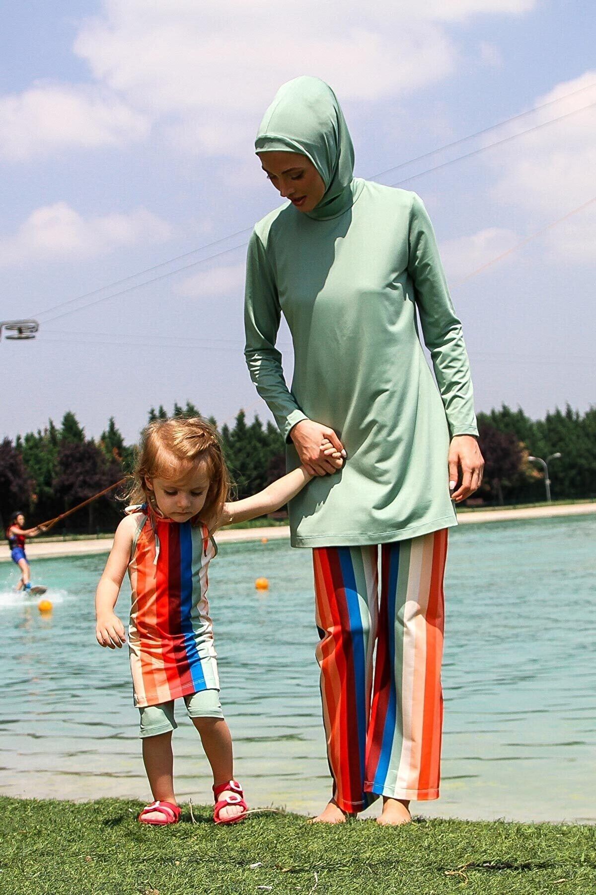 Lycra Green Kids Swimsuit K2210 Kız Çocuk Mayo La Vie Bien Lycra Green Kids Swimsuit K2210
