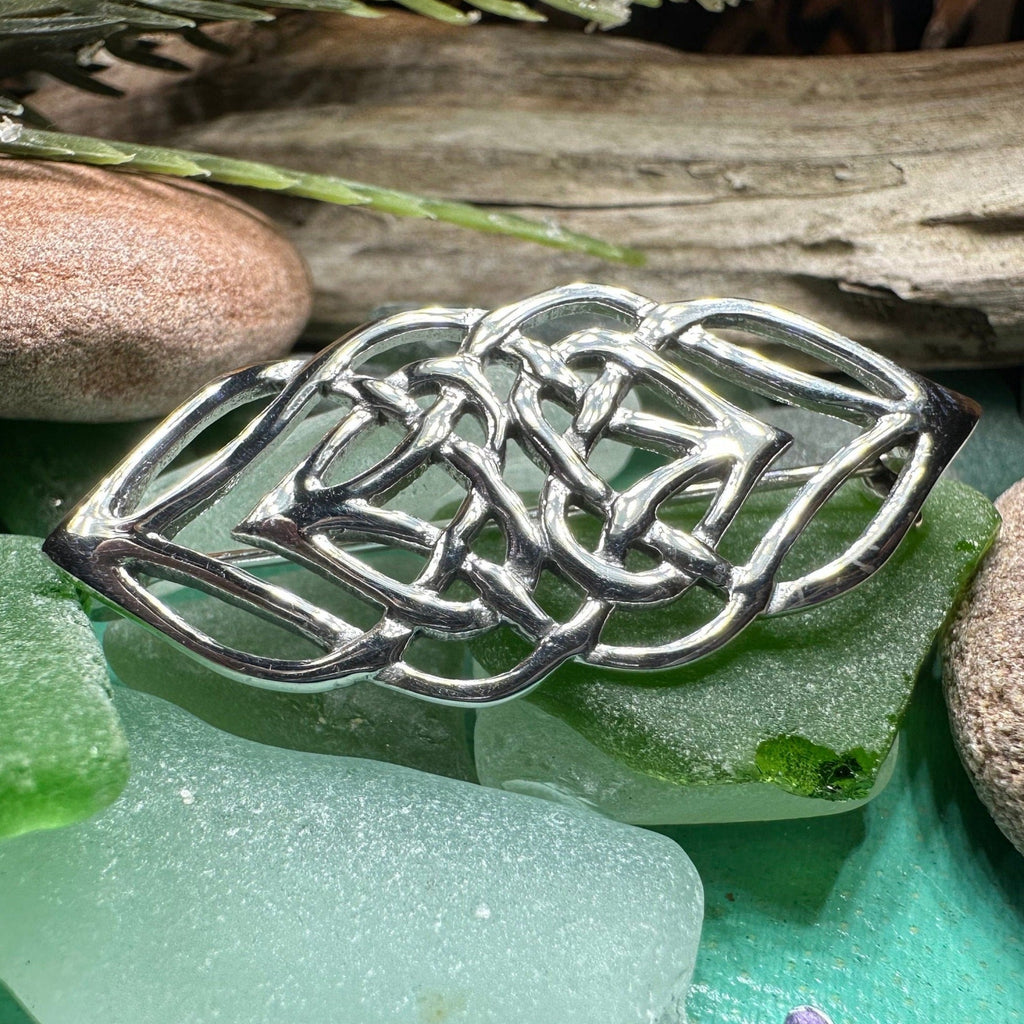 Lysandra Celtic Knot Brooch in Sterling Silver Brooch La Vie Bien Lysandra Celtic Knot Brooch in Sterling Silver