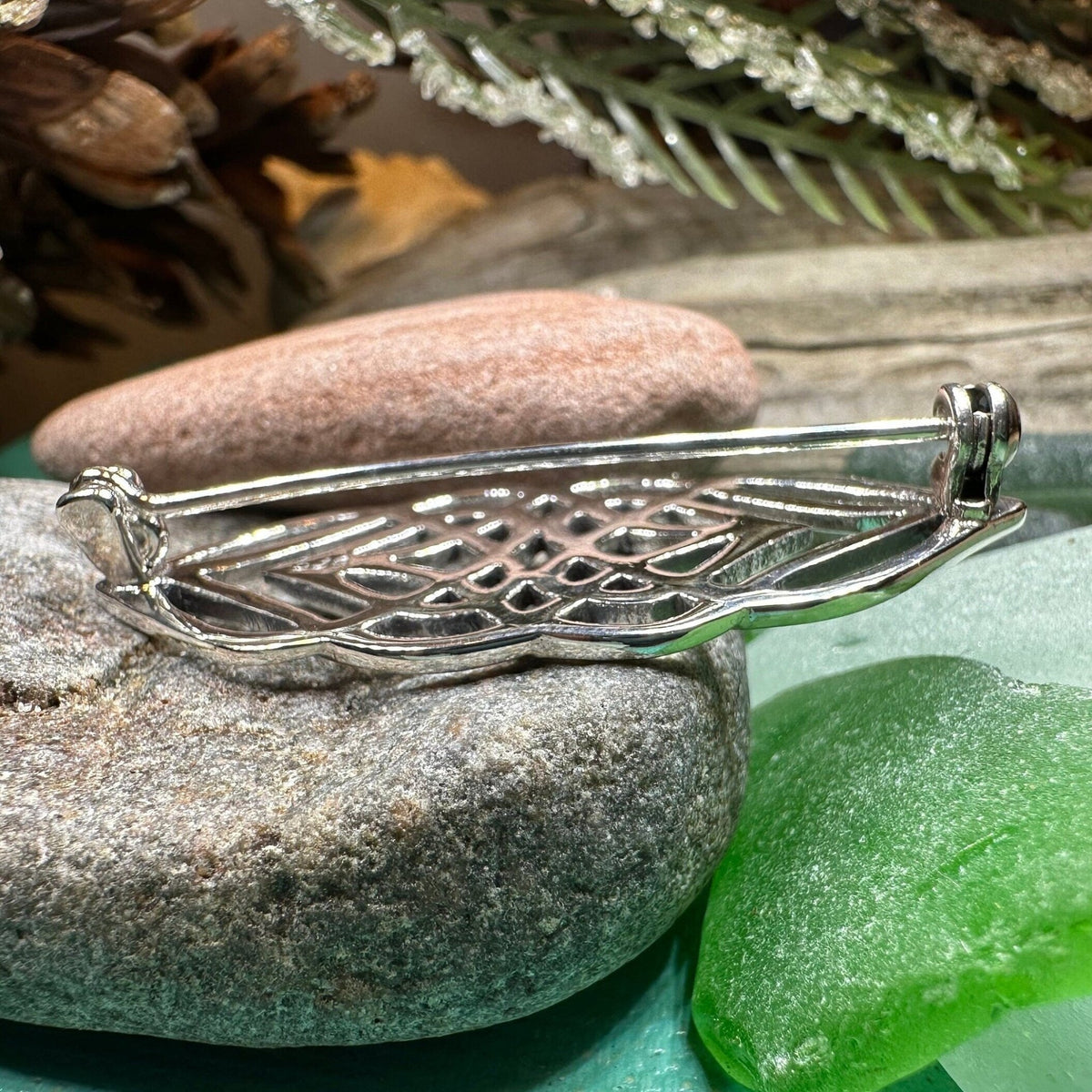 Lysandra Celtic Knot Brooch in Sterling Silver Brooch La Vie Bien Lysandra Celtic Knot Brooch in Sterling Silver