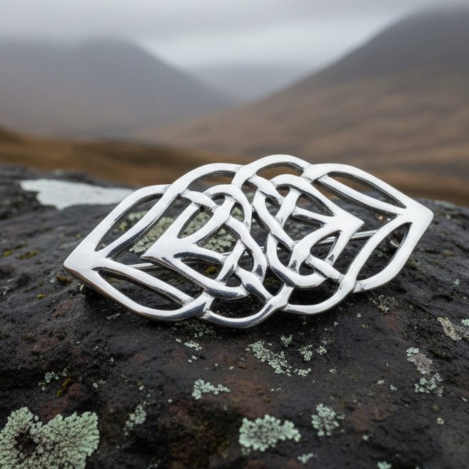 Lysandra Celtic Knot Brooch in Sterling Silver Brooch La Vie Bien Lysandra Celtic Knot Brooch in Sterling Silver