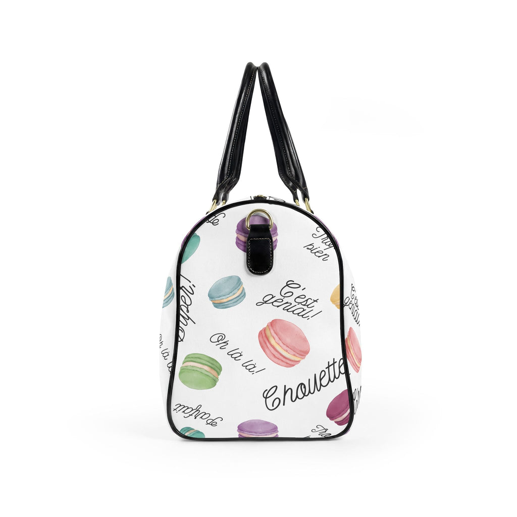 Macaron obsession Pattern faux Leather Travel Bag, French Patisserie Weekender Duffle Bags La Vie Bien Macaron obsession Pattern faux Leather Travel Bag, French Patisserie Weekender Duffle