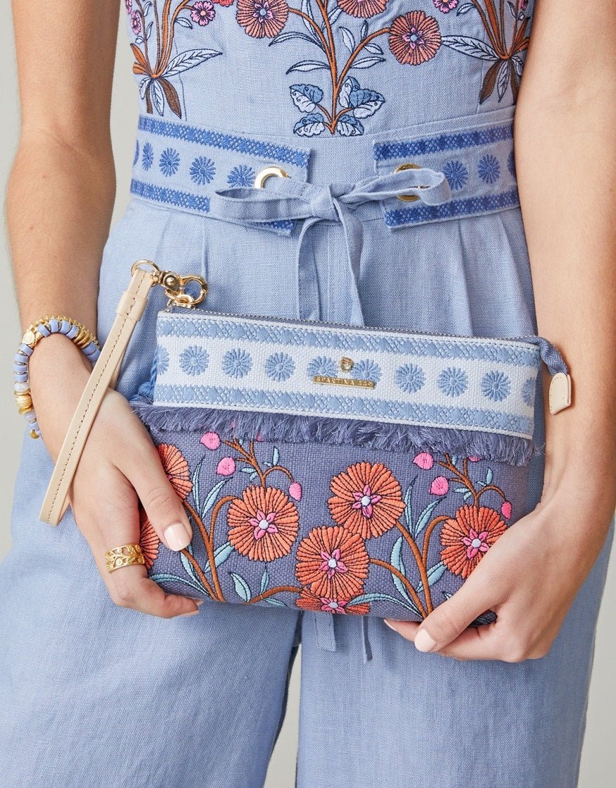 Maci Wristlet - Oyster Factory Floral Sprigs Purses & Bags La Vie Bien Maci Wristlet - Oyster Factory Floral Sprigs