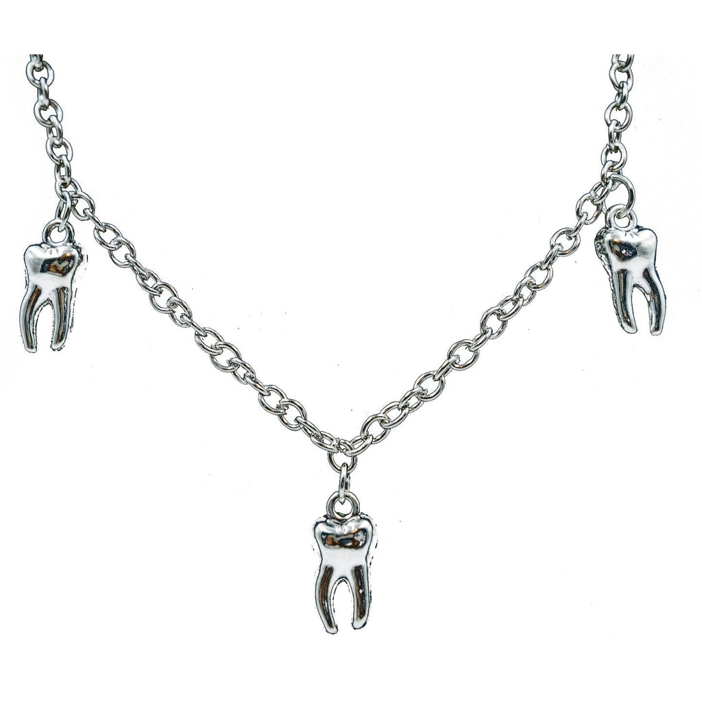 Man - Repeller Teeth Necklace in Silver