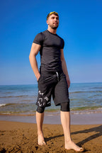 Marina Black Modest Men’s Swim Shorts - S2503-1 Erkek Şort La Vie Bien Marina Black Modest Men’s Swim Shorts - S2503-1