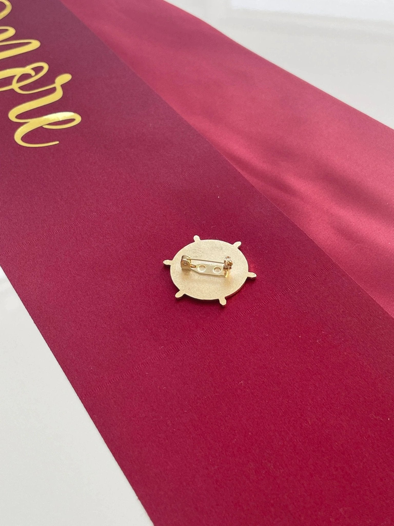 Masala Dabba Safety Pin by Modern Desi