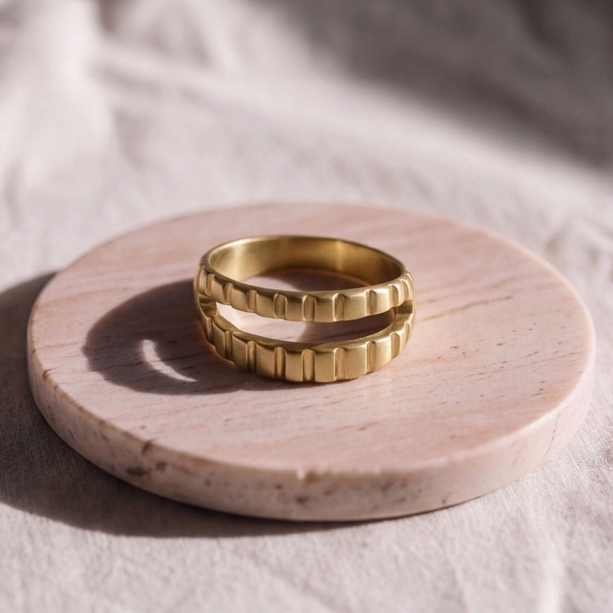 Matata Ribbed Ring for Men and Women Rings La Vie Bien Matata Ribbed Ring for Men and Women
