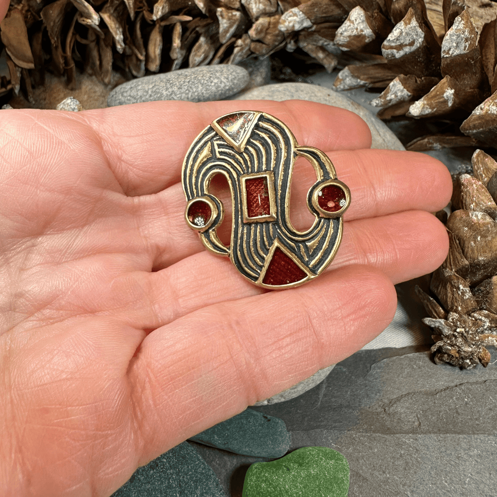 Medieval Merovingian S-Brooch - Bronze Historical Reproduction Pin Brooch La Vie Bien Medieval Merovingian S-Brooch - Bronze Historical Reproduction Pin