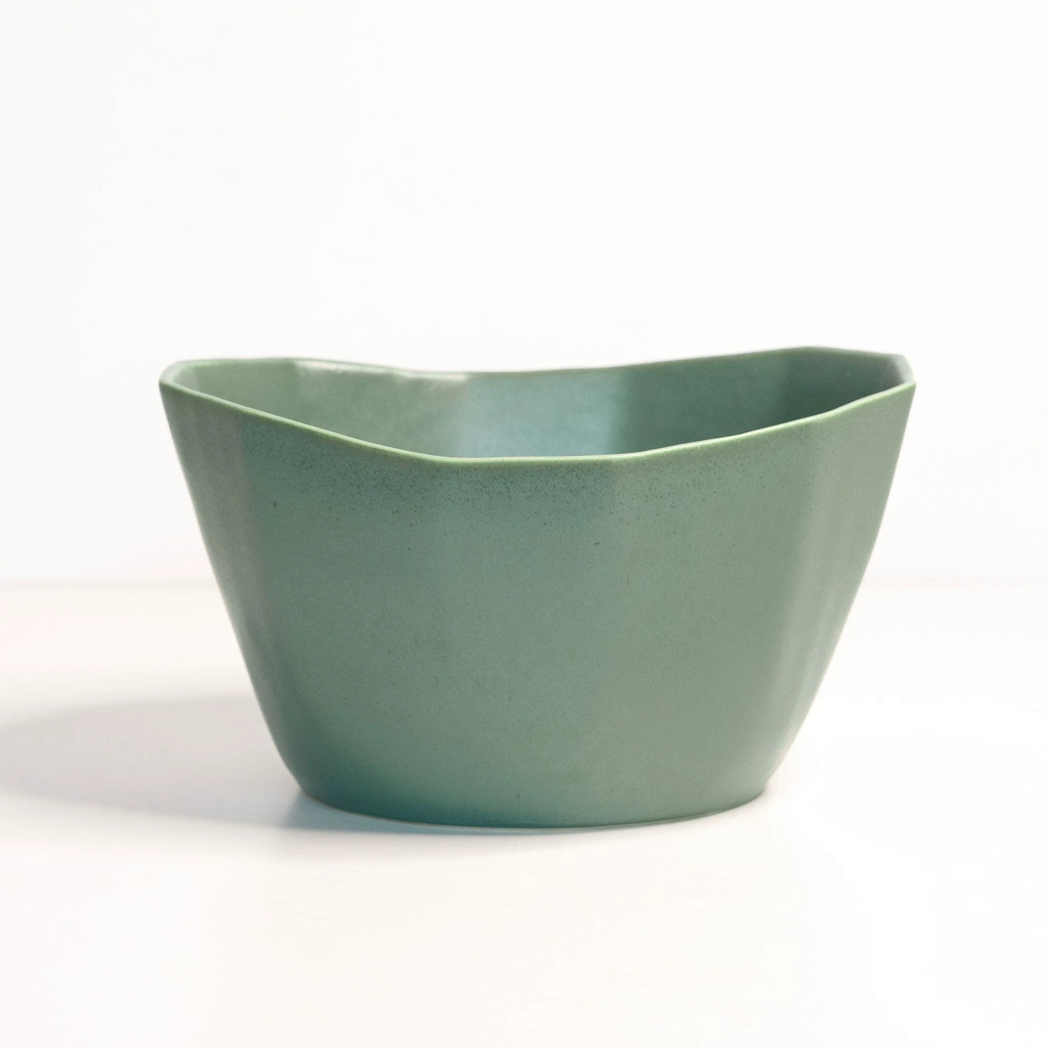 Medium Porcelain Nesting Bowl